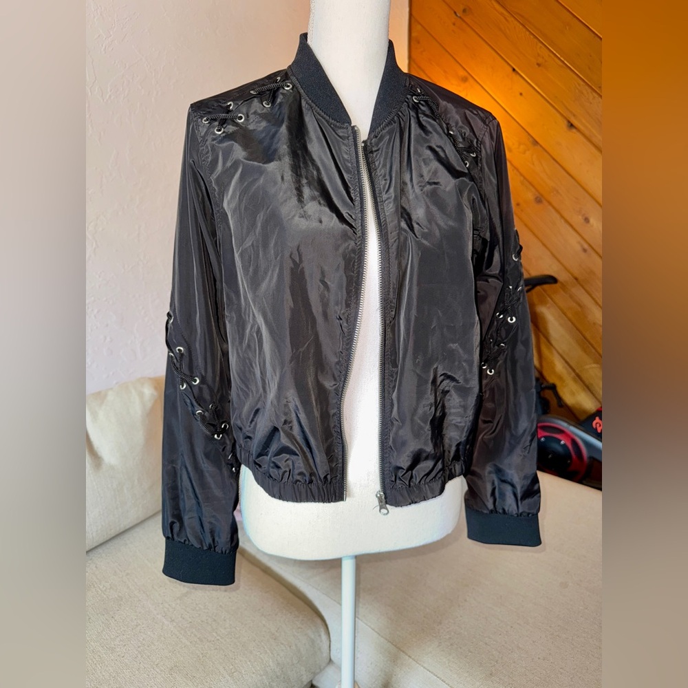 Rock & Republic Black Bomber Jacket Lightweight Casual Cropped